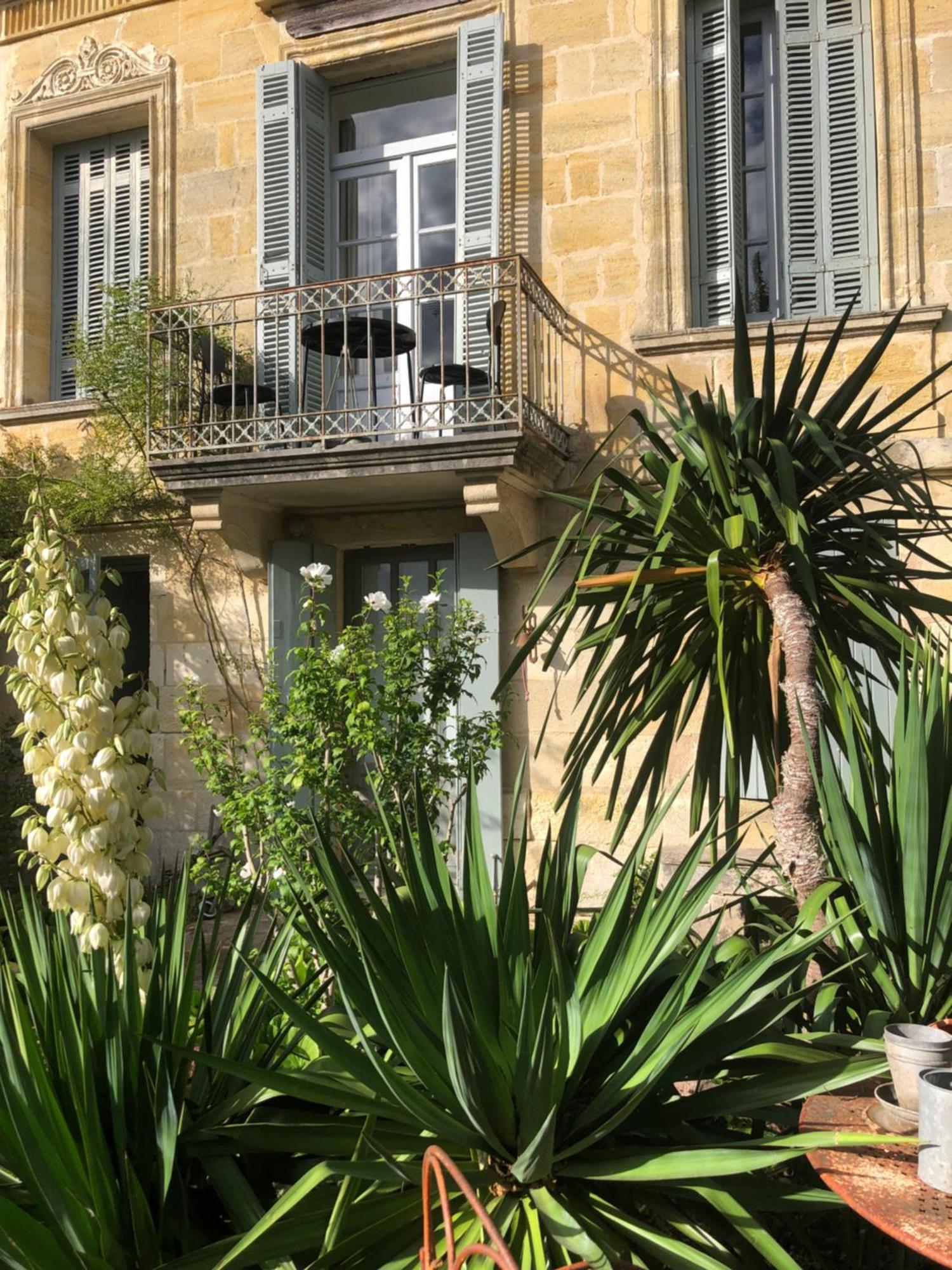 Songes Au Lit Du Fleuve Bed & Breakfast Cambes  Exterior photo