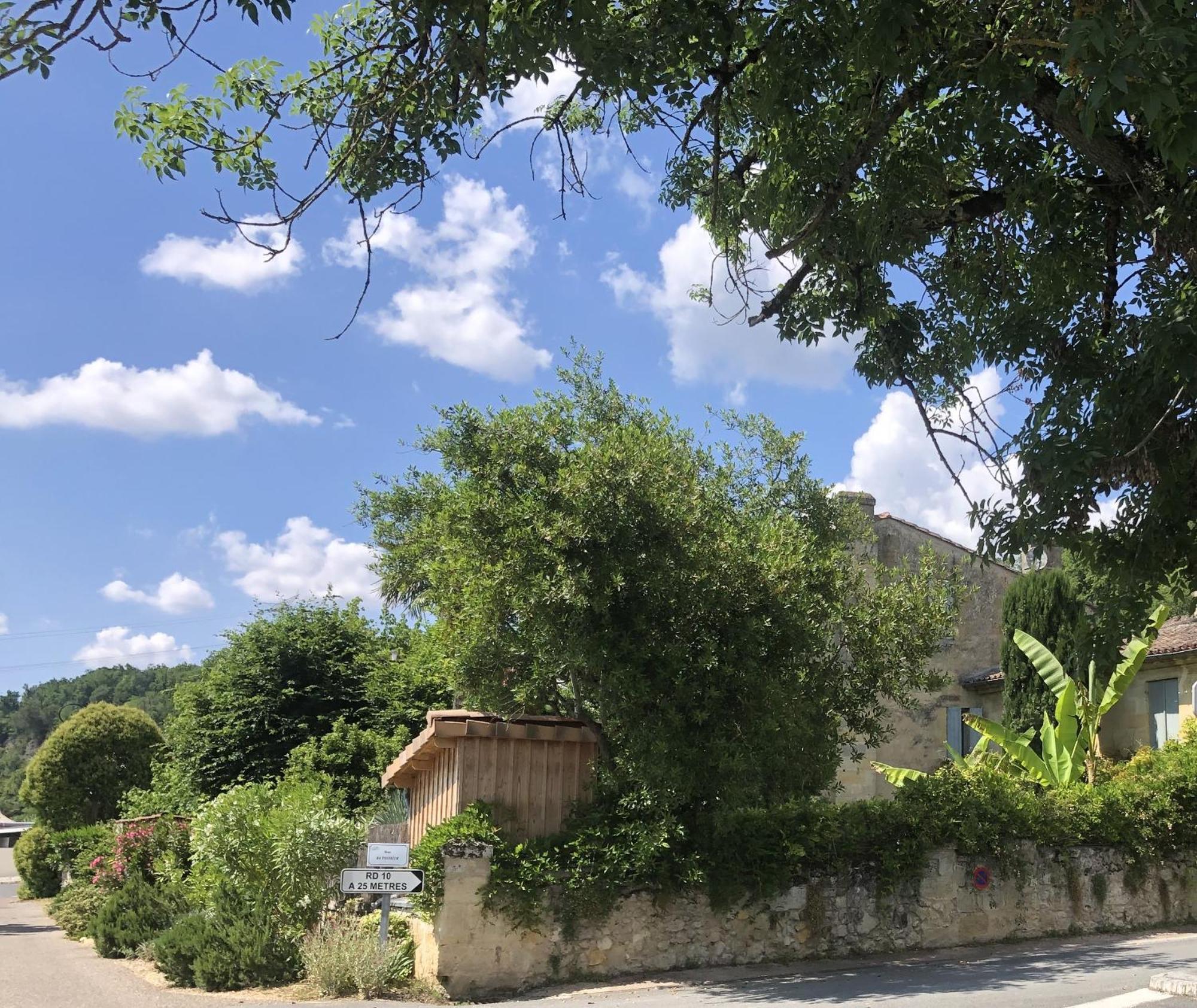 Songes Au Lit Du Fleuve Bed & Breakfast Cambes  Exterior photo